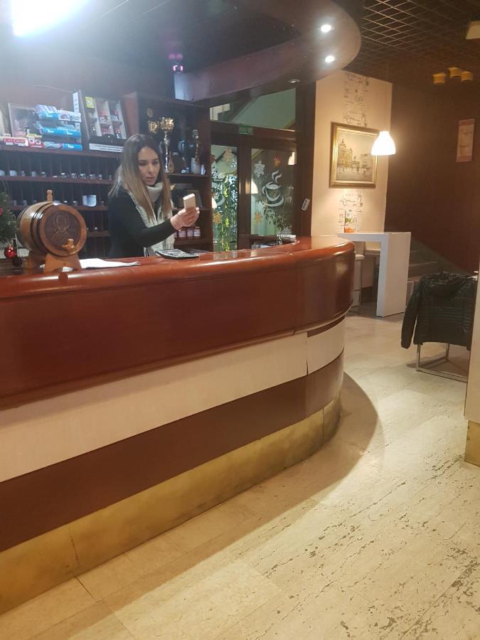 Hotel Sax Balkan Dimitrovgrad Exterior foto