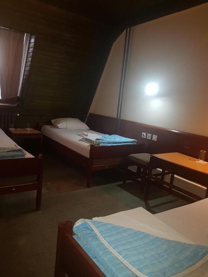Hotel Sax Balkan Dimitrovgrad Exterior foto