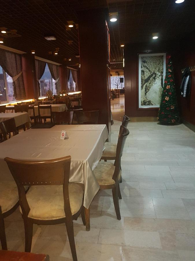 Hotel Sax Balkan Dimitrovgrad Exterior foto
